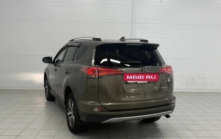 Toyota RAV4, 2016 год, 1 895 000 рублей, 8 фотография