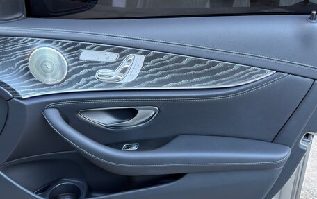 Mercedes-Benz E-Класс, 2021 год, 5 298 000 рублей, 28 фотография