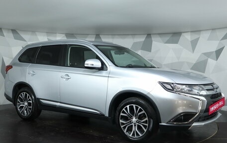 Mitsubishi Outlander III рестайлинг 3, 2018 год, 1 525 000 рублей, 3 фотография