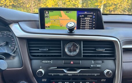Lexus RX IV рестайлинг, 2018 год, 4 050 000 рублей, 14 фотография
