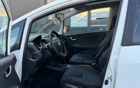 Honda Jazz II рестайлинг, 2011 год, 959 000 рублей, 24 фотография