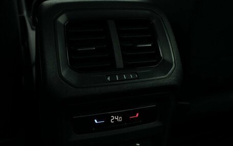 Volkswagen Tiguan II, 2021 год, 2 373 000 рублей, 26 фотография