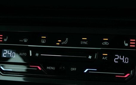 Volkswagen Tiguan II, 2021 год, 2 373 000 рублей, 21 фотография