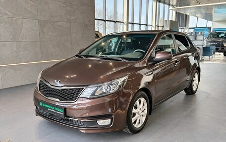 KIA Rio III рестайлинг, 2016 год, 900 000 рублей, 3 фотография