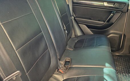 Volkswagen Touareg III, 2013 год, 2 400 000 рублей, 10 фотография
