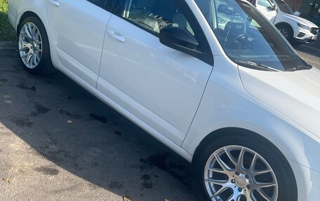 Skoda Octavia, 2013 год, 1 680 000 рублей, 31 фотография