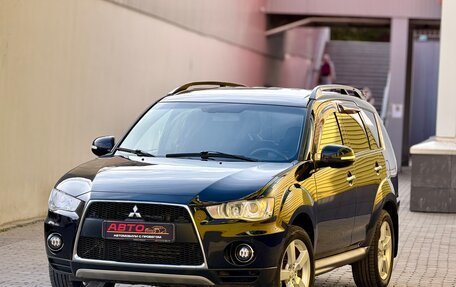 Mitsubishi Outlander III рестайлинг 3, 2011 год, 999 999 рублей, 3 фотография