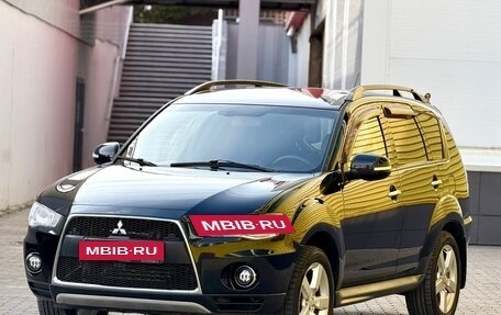 Mitsubishi Outlander III рестайлинг 3, 2011 год, 999 999 рублей, 2 фотография