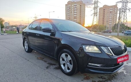 Skoda Octavia, 2020 год, 1 950 000 рублей, 2 фотография