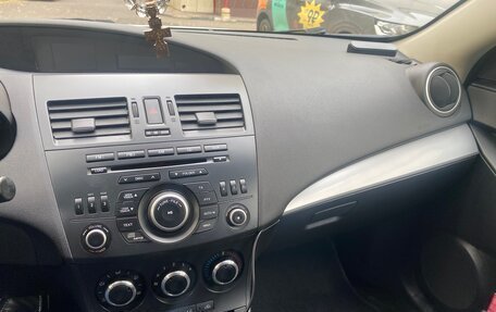 Mazda 3, 2011 год, 720 000 рублей, 2 фотография