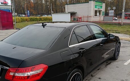 Mercedes-Benz E-Класс, 2010 год, 1 200 000 рублей, 5 фотография
