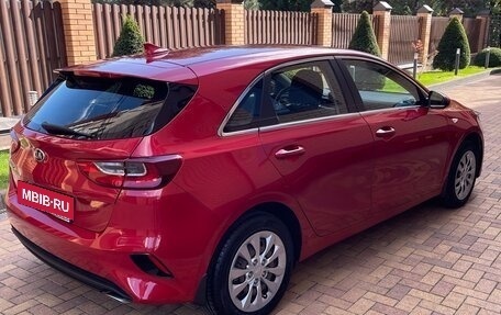 KIA cee'd III, 2018 год, 1 950 000 рублей, 4 фотография