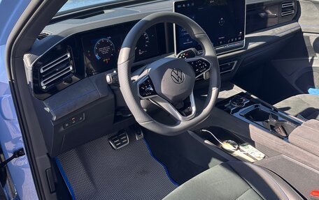 Volkswagen Tiguan, 2024 год, 3 950 000 рублей, 6 фотография