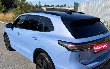 Volkswagen Tiguan, 2024 год, 3 950 000 рублей, 4 фотография
