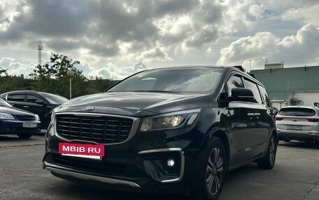 KIA Carnival III, 2019 год, 2 500 000 рублей, 5 фотография