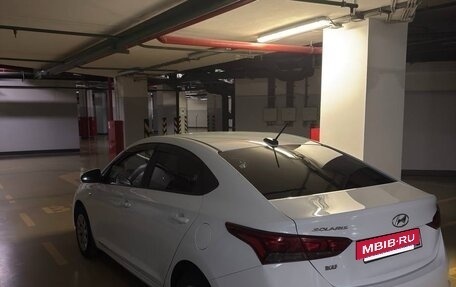 Hyundai Solaris II рестайлинг, 2021 год, 1 500 000 рублей, 4 фотография