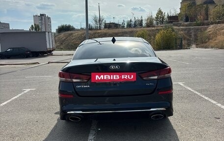 KIA Optima IV, 2018 год, 2 300 000 рублей, 3 фотография