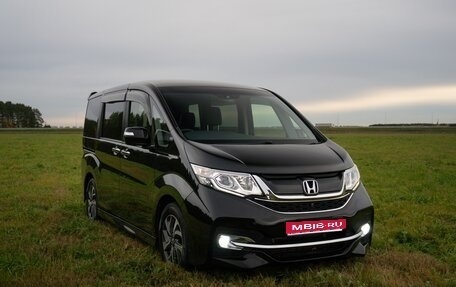 Honda Stepwgn IV, 2015 год, 1 600 000 рублей, 1 фотография