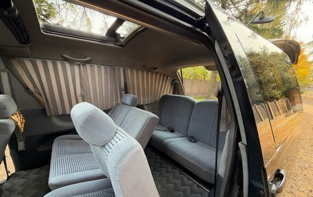 Toyota Estima III рестайлинг -2, 1994 год, 397 000 рублей, 19 фотография