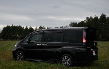Honda Stepwgn IV, 2015 год, 1 600 000 рублей, 5 фотография