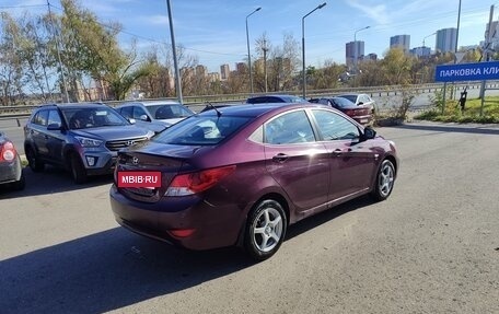 Hyundai Solaris II рестайлинг, 2013 год, 695 000 рублей, 3 фотография