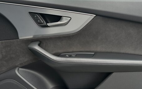 Audi Q8 I, 2020 год, 7 199 000 рублей, 33 фотография