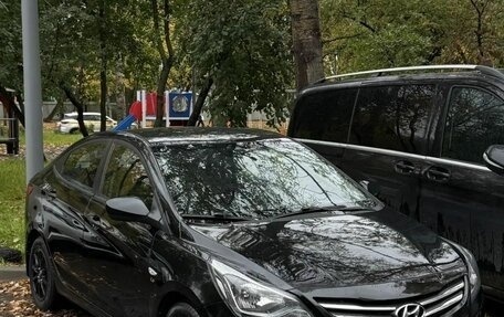 Hyundai Solaris II рестайлинг, 2014 год, 1 050 000 рублей, 3 фотография