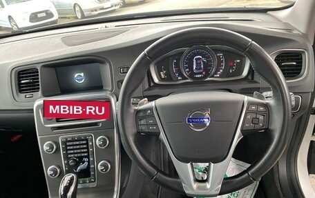 Volvo V60 I, 2015 год, 1 850 000 рублей, 11 фотография