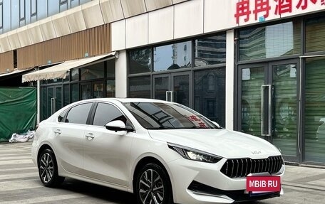 KIA K3, 2023 год, 1 635 000 рублей, 2 фотография