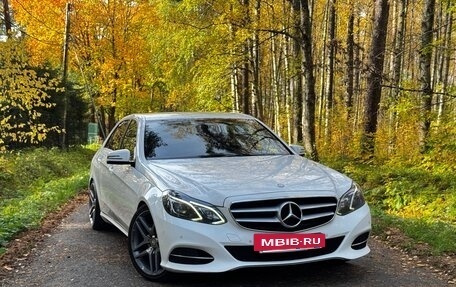Mercedes-Benz E-Класс, 2013 год, 1 850 000 рублей, 4 фотография