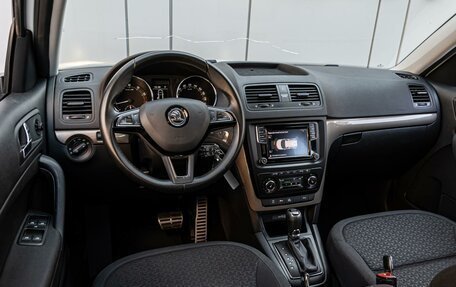Skoda Yeti I рестайлинг, 2016 год, 1 370 000 рублей, 6 фотография