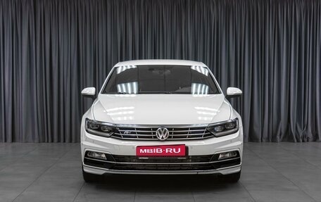 Volkswagen Passat B8 рестайлинг, 2018 год, 2 339 000 рублей, 3 фотография