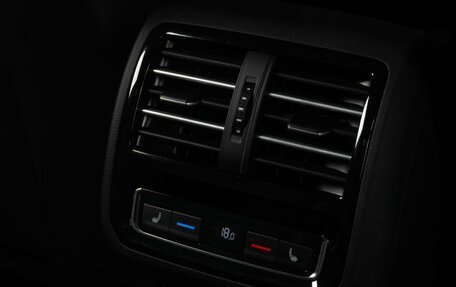 Volkswagen Passat B8 рестайлинг, 2018 год, 2 339 000 рублей, 20 фотография