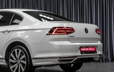 Volkswagen Passat B8 рестайлинг, 2018 год, 2 339 000 рублей, 9 фотография