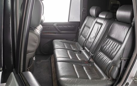 Toyota Land Cruiser 100 рестайлинг 2, 2001 год, 1 529 000 рублей, 9 фотография