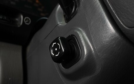 Toyota Land Cruiser 100 рестайлинг 2, 2001 год, 1 529 000 рублей, 18 фотография