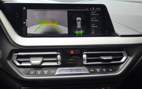 BMW 1 серия, 2020 год, 2 610 000 рублей, 14 фотография