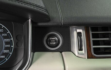 Land Rover Range Rover IV рестайлинг, 2015 год, 4 524 000 рублей, 21 фотография