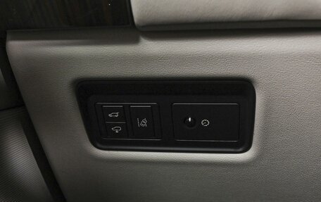 Land Rover Range Rover IV рестайлинг, 2015 год, 4 524 000 рублей, 20 фотография