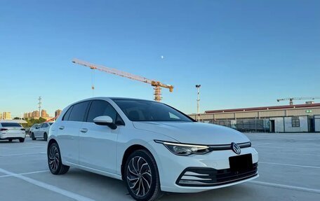 Volkswagen Golf VIII, 2023 год, 1 875 000 рублей, 5 фотография