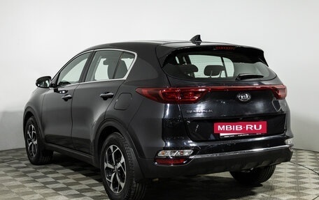 KIA Sportage IV рестайлинг, 2020 год, 2 099 700 рублей, 7 фотография