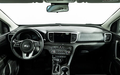 KIA Sportage IV рестайлинг, 2020 год, 2 099 700 рублей, 13 фотография