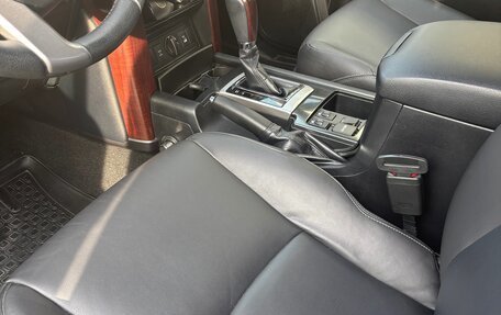 Toyota Land Cruiser Prado 150 рестайлинг 2, 2017 год, 4 500 000 рублей, 8 фотография