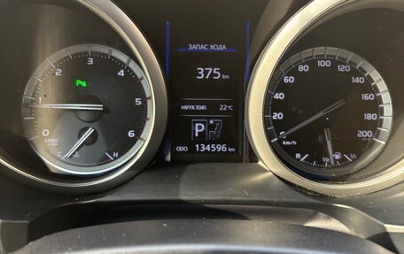 Toyota Land Cruiser Prado 150 рестайлинг 2, 2017 год, 4 500 000 рублей, 6 фотография