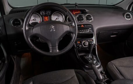 Peugeot 408 I рестайлинг, 2014 год, 679 000 рублей, 6 фотография