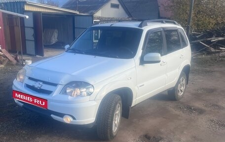 Chevrolet Niva I рестайлинг, 2012 год, 750 000 рублей, 4 фотография