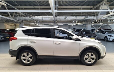 Toyota RAV4, 2014 год, 1 750 000 рублей, 8 фотография