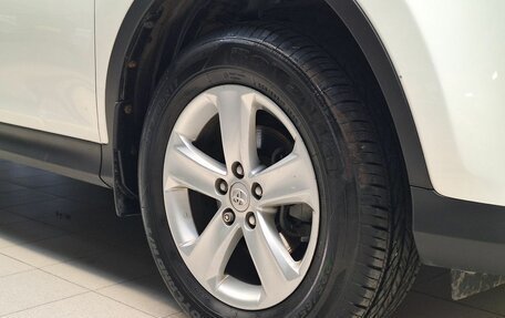 Toyota RAV4, 2014 год, 1 750 000 рублей, 9 фотография