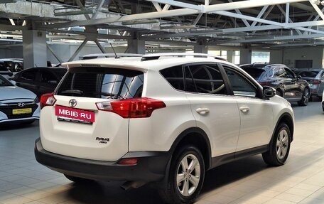 Toyota RAV4, 2014 год, 1 750 000 рублей, 7 фотография