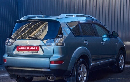 Mitsubishi Outlander III рестайлинг 3, 2005 год, 880 000 рублей, 8 фотография